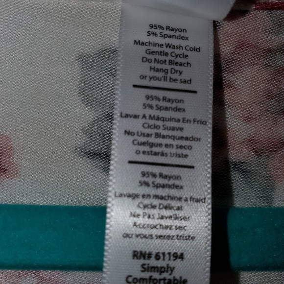 STUDIO Long Sleeve Floral Scoop Neck Flowy Blouse White with Pink Roses 172 - Picture 3 of 7